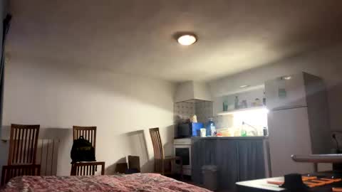 Snapshot of guardiannif_ chatting on December 22, 7:05 am guardiannif_ online show from December 22, 7:05 am