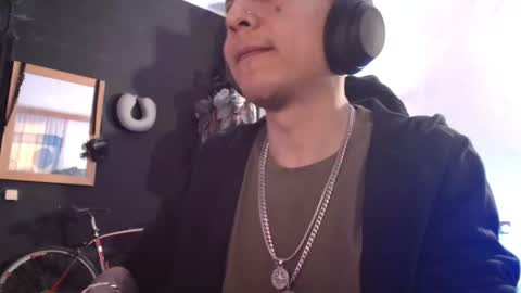 Snapshot of guayaco_ chatting on February 8, 2:16 pm Guayaco online show from February 8, 2:16 pm