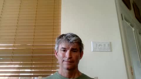 Snapshot of gud_times chatting on February 27, 4:07 pm gud_times online show from February 27, 4:07 pm