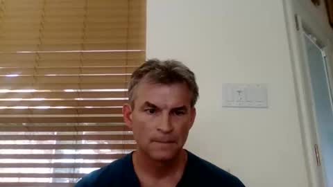 Snapshot of gud_times chatting on March 5, 9:11 pm gud_times online show from March 5, 9:11 pm