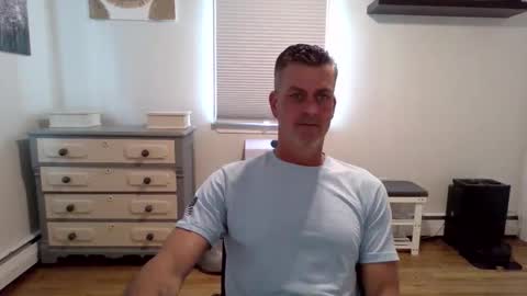 gudguy2025 online show from May 26, 2:13 pm