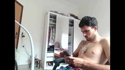 guguzinhox online show from February 24, 3:42 pm