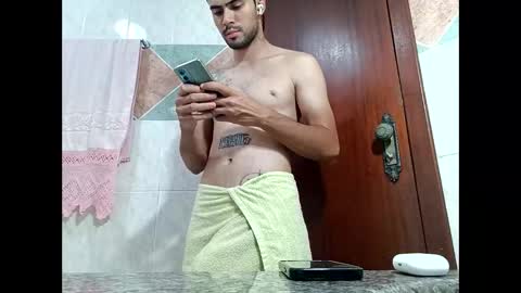 guguzinhox online show from November 14, 7:45 pm