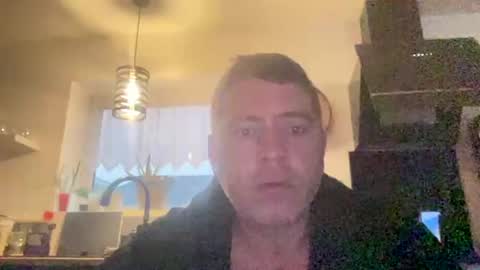 Snapshot of guil0 chatting on October 23, 10:03 am guil0 online show from October 23, 10:03 am