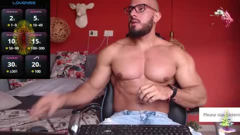 Snapshot of guillesmith2021 chatting on January 17, 12:31 pm Angel online show from January 17, 12:31 pm