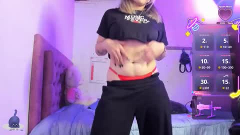 Hello Im Julieta Im 25 years old welcome to my room have fun and be happy. online show from October 13, 12:54 am