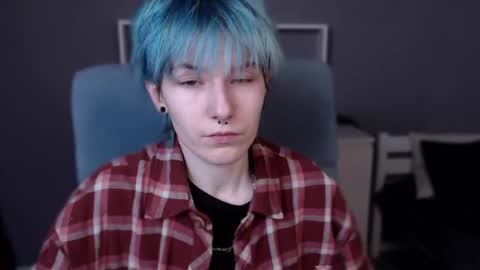 guitarandangell online show from October 30, 7:32 am