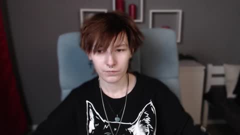 guitarandangell online show from November 19, 5:07 am