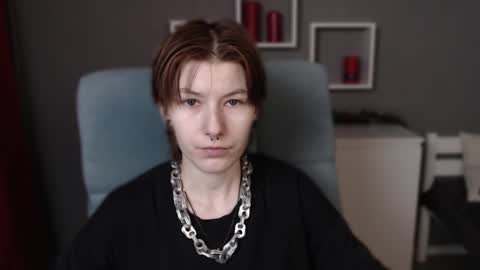 guitarandangell online show from November 25, 7:30 am