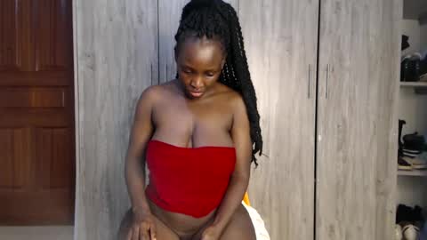 Miss Incredible online show from December 23, 11:06 pm