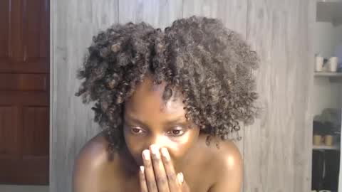 Miss Incredible online show from January 28, 11:17 pm