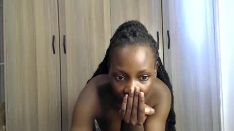 Miss Incredible online show from September 18, 11:23 am