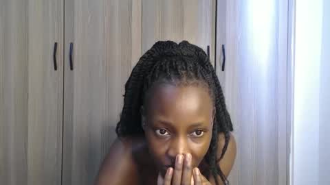 Miss Incredible online show from October 17, 11:02 am