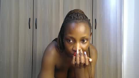 Miss Incredible online show from April 18, 11:25 am