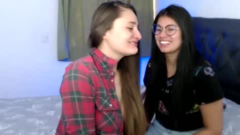 Vane blonde and Hazell black hair online show from January 13, 6:27 pm