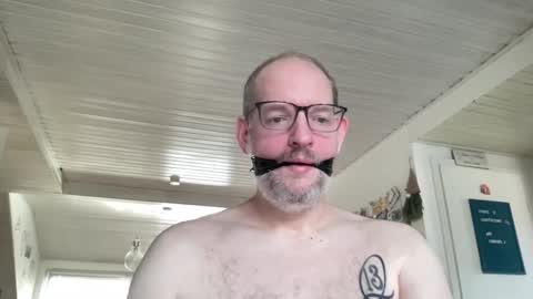 gummicasual online show from January 19, 10:41 am