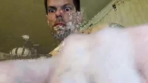 gunnarssonbenni33 online show from February 26, 12:42 am