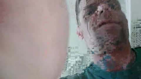 Snapshot of gunnarssonbenni33 chatting on June 7, 7:39 pm gunnarssonbenni33 online show from June 7, 7:39 pm