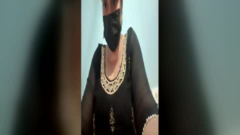 gurleen_kaur69 online show from July 4, 9:48 am