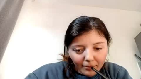 Alana online show from April 20, 2:31 pm