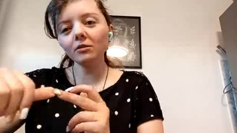 Alana online show from April 28, 5:01 am