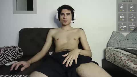  Guts  online show from December 19, 11:23 pm