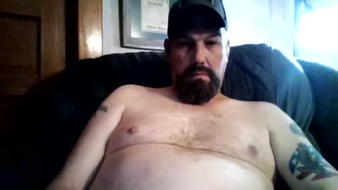 Snapshot of guy4fun8 chatting on December 3, 6:48 am guy4fun8 online show from December 3, 6:48 am