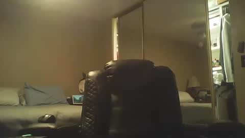 guy8inches4u online show from October 13, 12:38 pm