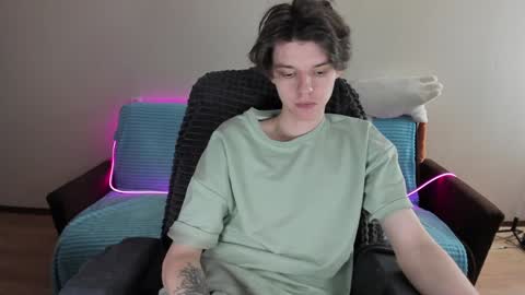 guy_liam1 online show from January 18, 12:57 pm