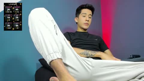 Snapshot of guy_veryhot1 chatting on December 11, 3:02 am onlyfans    kevin garcia s online show from December 11, 3:02 am