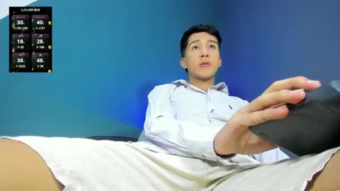 Snapshot of guy_veryhot1 chatting on December 21, 12:38 pm onlyfans    kevin garcia s online show from December 21, 12:38 pm