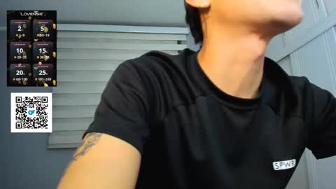 Snapshot of guy_veryhot1 chatting on September 25, 1:42 am onlyfans    kevin garcia s online show from September 25, 1:42 am