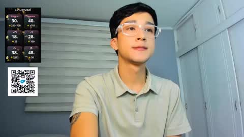 Snapshot of guy_veryhot1 chatting on September 28, 1:55 am onlyfans    kevin garcia s online show from September 28, 1:55 am