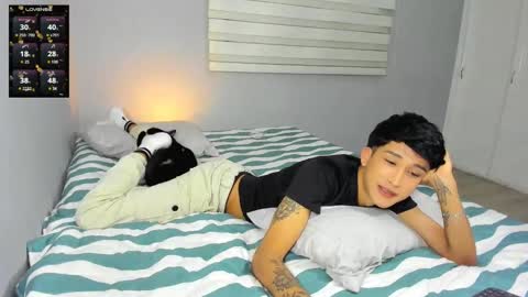 Snapshot of guy_veryhot1 chatting on October 11, 4:44 am onlyfans    kevin garcia s online show from October 11, 4:44 am