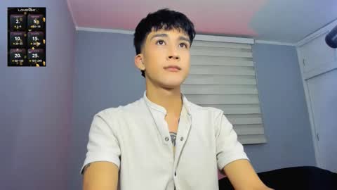 Snapshot of guy_veryhot1 chatting on October 21, 11:38 pm onlyfans    kevin garcia s online show from October 21, 11:38 pm