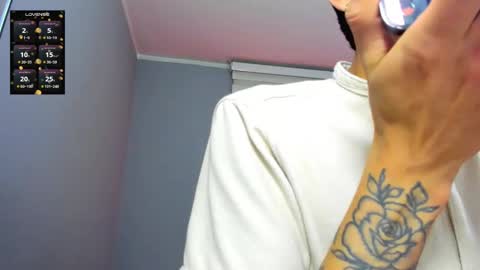 Snapshot of guy_veryhot1 chatting on October 23, 10:52 pm onlyfans    kevin garcia s online show from October 23, 10:52 pm