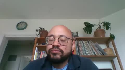 guy_wood15 online show from April 16, 9:54 am