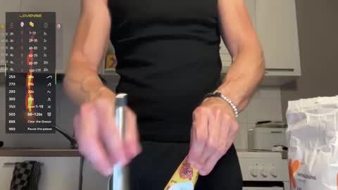 Snapshot of guyfromfinland1981 chatting on October 17, 3:14 pm NaughtyFitHusband online show from October 17, 3:14 pm