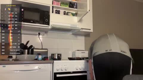 Snapshot of guyfromfinland1981 chatting on October 28, 6:43 pm NaughtyFitHusband online show from October 28, 6:43 pm