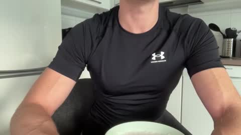 Snapshot of guyfromfinland1981 chatting on November 23, 8:03 am NaughtyFitHusband online show from November 23, 8:03 am