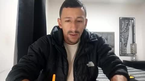 karim online show from April 14, 11:16 am
