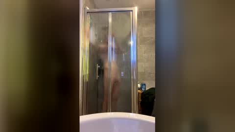 Workmans cam online show from December 19, 4:36 pm