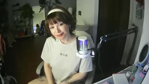 Snapshot of gvieangelic chatting on January 5, 1:35 am gvieangelic online show from January 5, 1:35 am