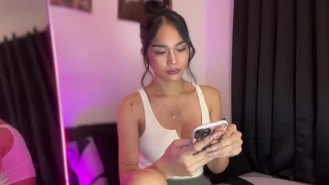 Snapshot of gwapangahas chatting on October 23, 4:01 am Alexa online show from October 23, 4:01 am