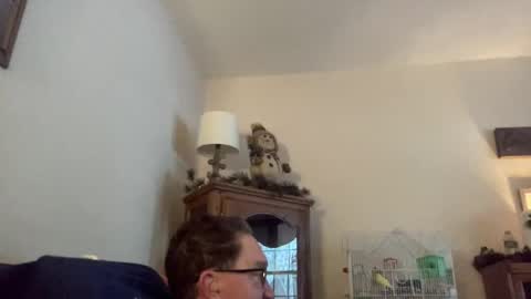 Snapshot of gwashere4u chatting on December 24, 1:17 pm gwashere4u online show from December 24, 1:17 pm