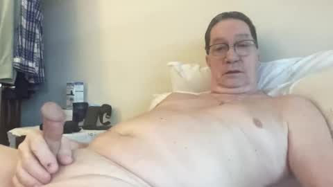 Snapshot of gwashere4u chatting on February 22, 1:53 pm gwashere4u online show from February 22, 1:53 pm