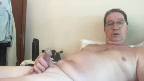 Snapshot of gwashere4u chatting on June 21, 3:25 pm gwashere4u online show from June 21, 3:25 pm