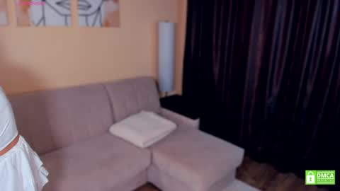 Snapshot of gwenbudlong chatting on January 7, 4:39 am Sofia online show from January 7, 4:39 am