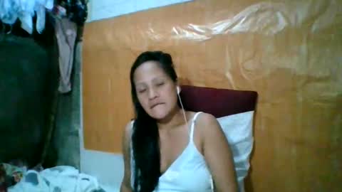 gwenn24 online show from June 10, 12:48 pm
