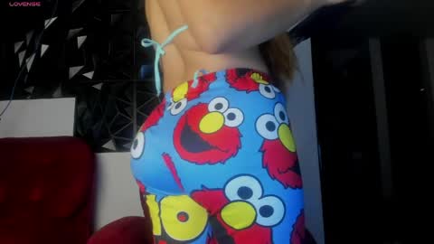   online show from April 25, 3:31 am